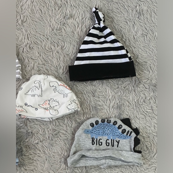 Baby Beanies, 0-9 Months - Picture 3 of 4